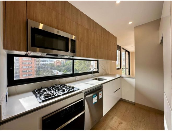 Apartamento de 2 alcobas en venta en La Cabrera, Bogotá, 73 m² · foto 3 de 24