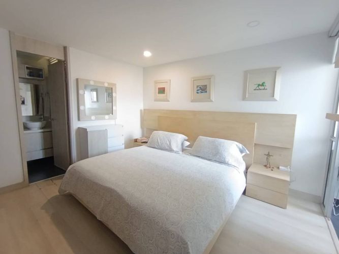Apartamento de 2 alcobas en venta en Las Lomitas, Sabaneta, 85 m² · foto 17 de 20