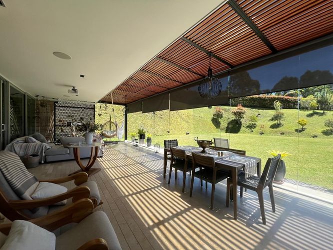Casa de 3 alcobas en venta en Loma Del Chocho, Envigado, 997 m² · foto 19 de 20