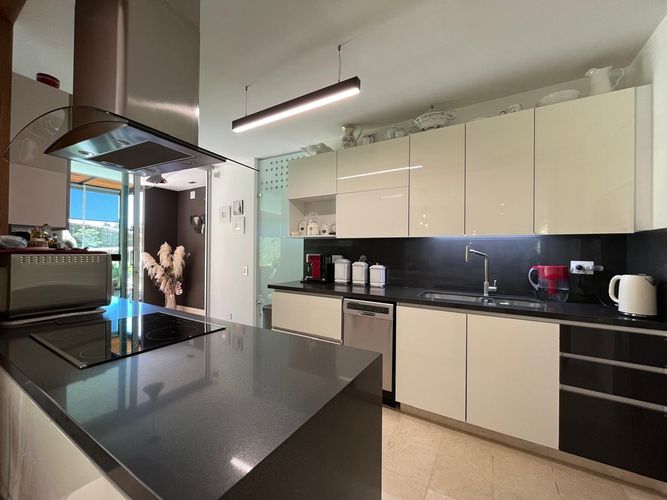 Casa de 3 alcobas en venta en Loma Del Chocho, Envigado, 997 m² · foto 9 de 20