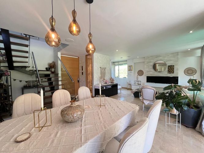 Casa de 3 alcobas en venta en Loma Del Chocho, Envigado, 997 m² · foto 5 de 20