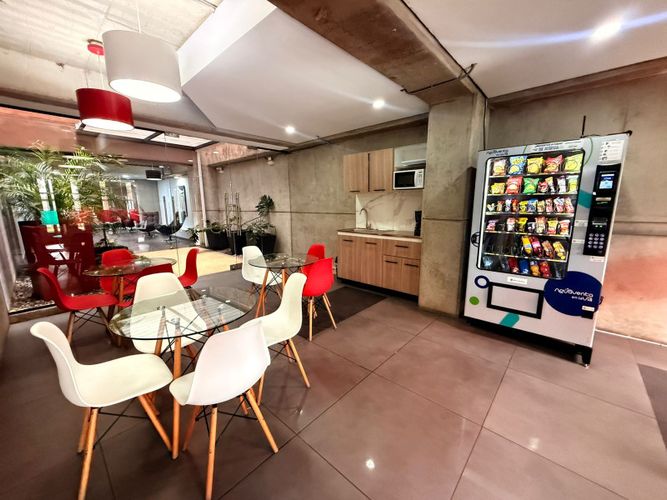 Apartaestudio en venta en La Castellana, Bogotá, 39 m² · foto 11 de 15