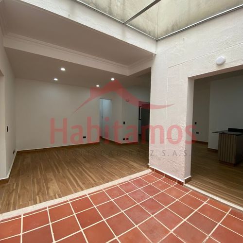 Apartamento de 5 alcobas en venta en Las Acacias, Medellín, 203 m² · foto 18 de 22