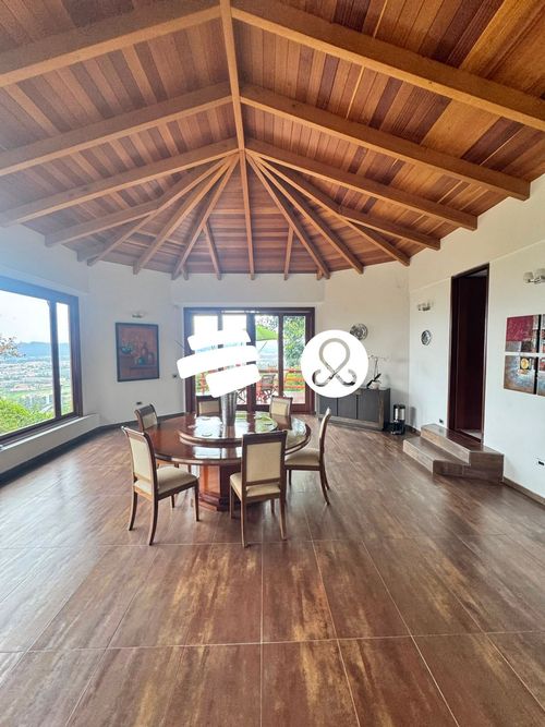Casa de 6 alcobas en venta en Yerbabuena, Chía, 1977 m² · foto 6 de 24