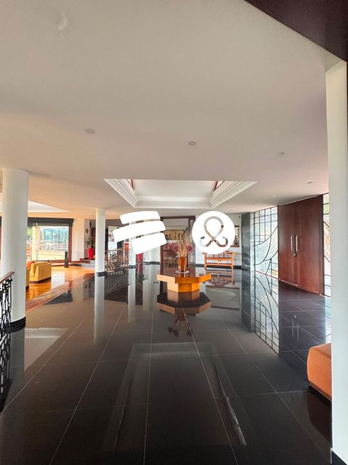 Casa de 6 alcobas en venta en Yerbabuena, Chía, 1977 m² · foto 7 de 24