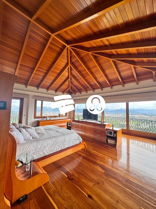 Casa de 6 alcobas en venta en Yerbabuena, Chía, 1977 m² · foto 12 de 24