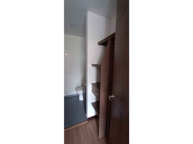 Apartamento de 3 alcobas en venta en Aves Maria, Sabaneta, 89 m² · foto 6 de 19