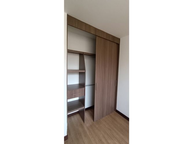 Apartamento de 3 alcobas en venta en Aves Maria, Sabaneta, 89 m² · foto 7 de 19