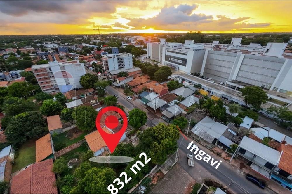 VENDO AMPLIO TERRENO EN ESQUINA EN FDO DE LA MORA — foto 2