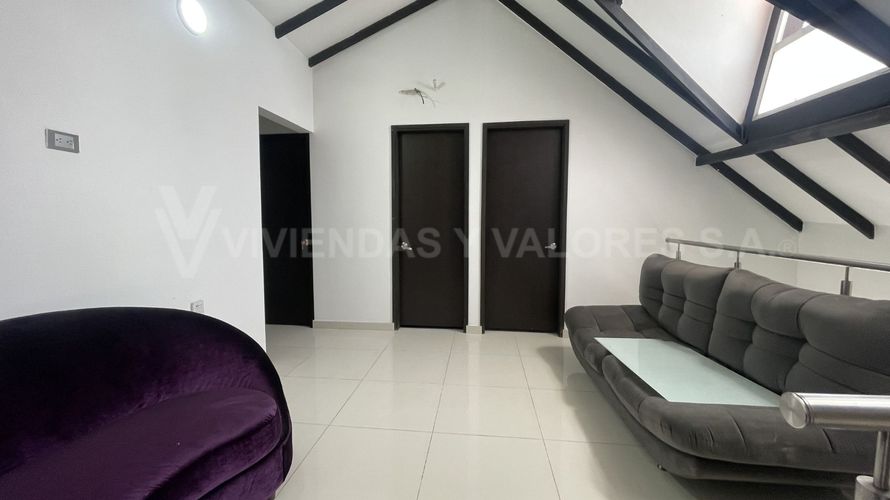 Casa de 4 alcobas en venta en La Floresta, Los Patios, 125 m² · foto 8 de 13