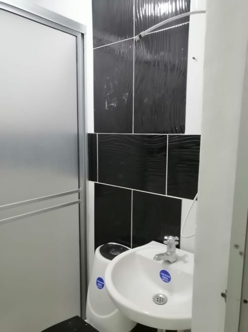 Casa de 9 alcobas en venta en Ub. Altamira, Los Patios, 270 m² · foto 15 de 24