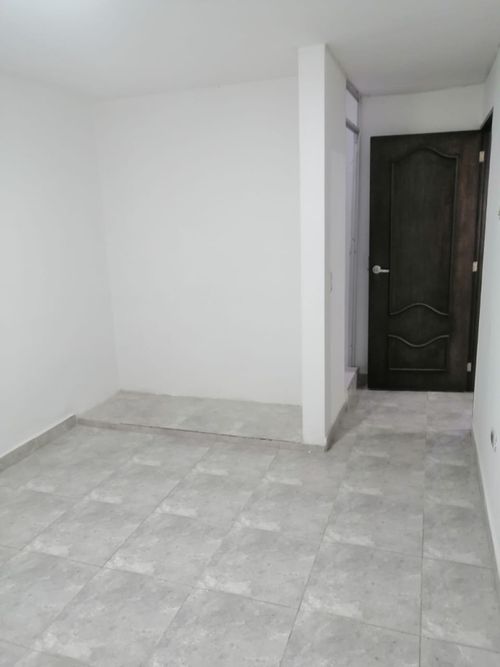 Casa de 9 alcobas en venta en Ub. Altamira, Los Patios, 270 m² · foto 18 de 24