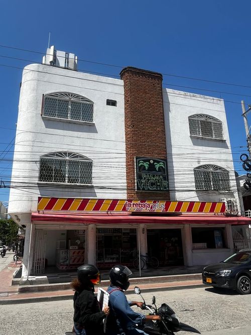 Edificio en venta en Gaira, Santa Marta, 400 m² · foto 2 de 24