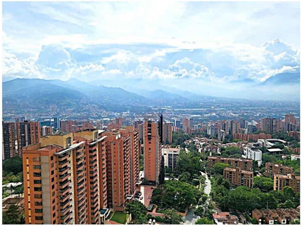 Apartamento en venta en El Poblado, Medellín 5