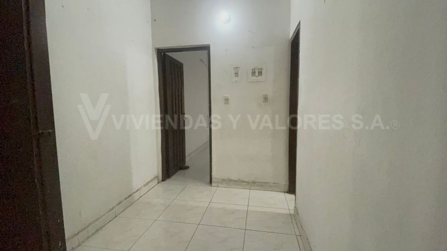Casa de 6 alcobas en venta en Quinta Oriental, Cúcuta, 284 m² · foto 10 de 15