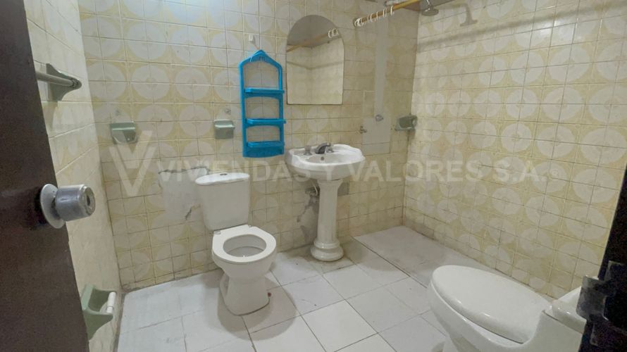 Casa de 6 alcobas en venta en Quinta Oriental, Cúcuta, 284 m² · foto 15 de 15