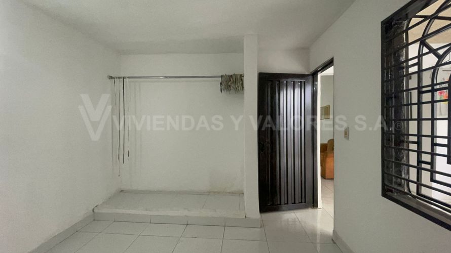 Casa de 6 alcobas en venta en Quinta Oriental, Cúcuta, 284 m² · foto 9 de 15