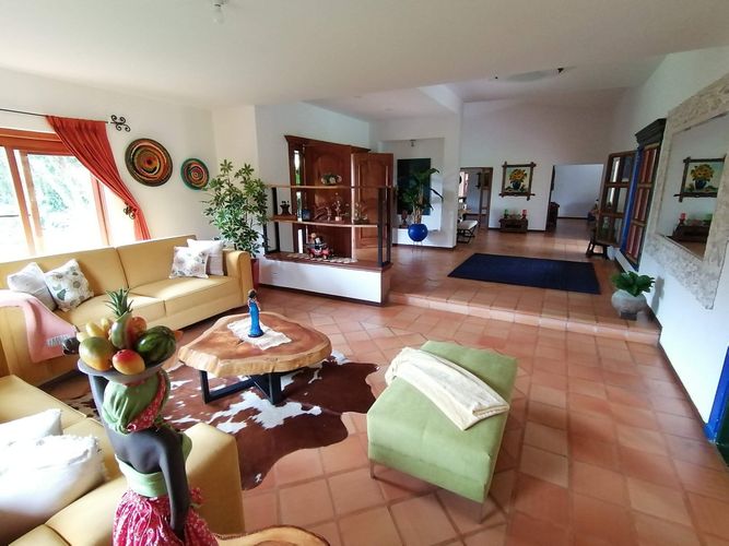 Casa de 4 alcobas en venta en Las Mercedes, Jamundí, 400 m² · foto 9 de 24