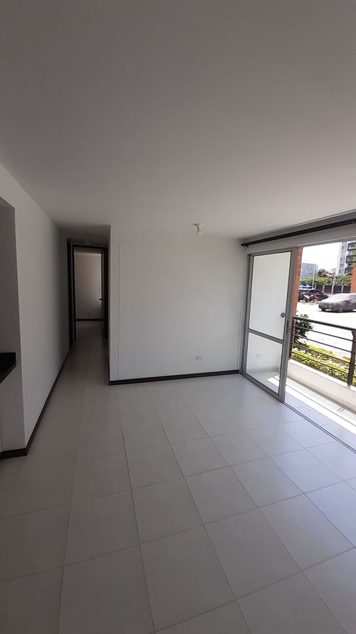 Apartamento de 3 alcobas en venta en Valle Del Lili, Cali, 70 m² · foto 2 de 8