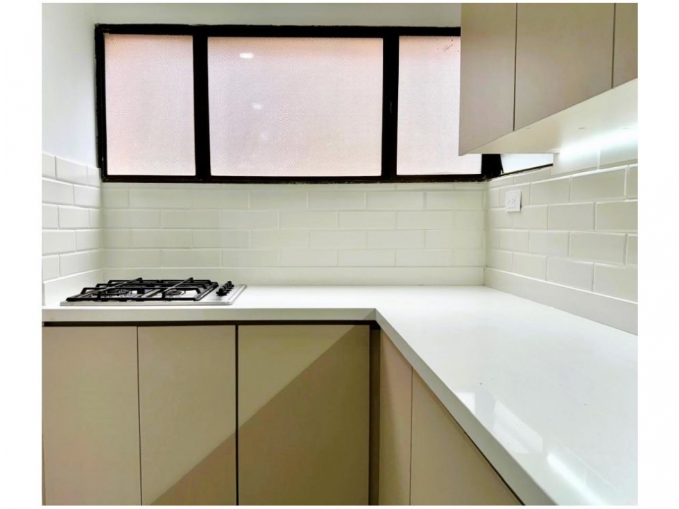 Apartamento en venta en El Poblado, Medellín 5