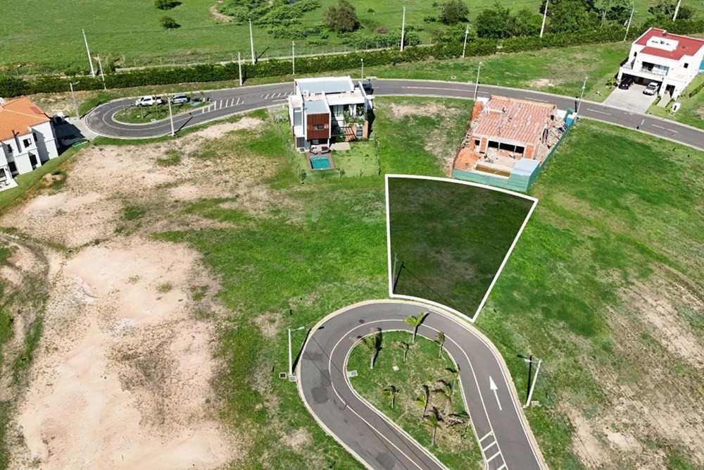 Exclusivo Terreno en Venta: Oportunidad Única en Zárate Isla, Luque, Central - Propiedad de Elio Serafini, Luque 2060. — foto 2