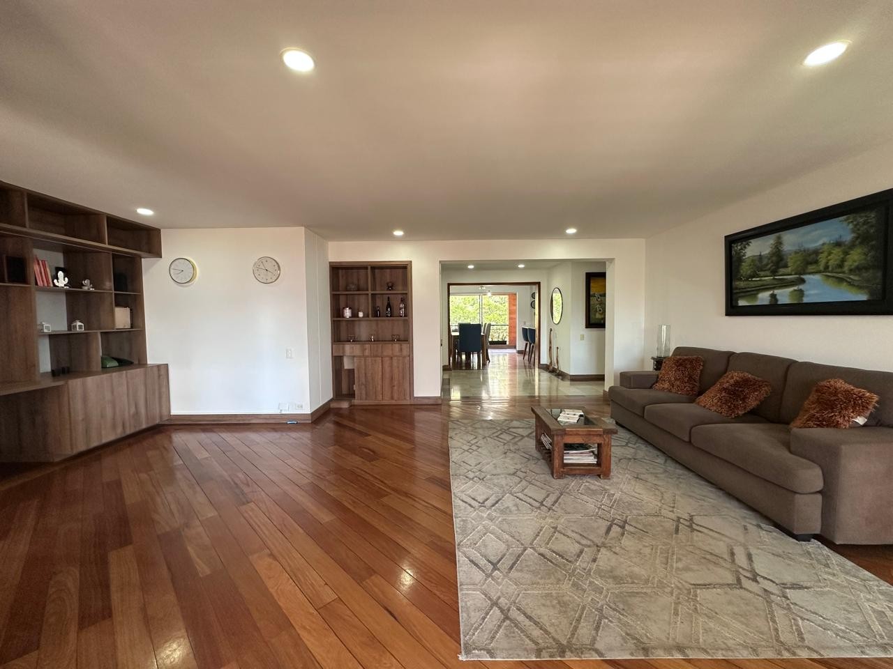 Apartamento en venta en El Poblado, Medellín 3
