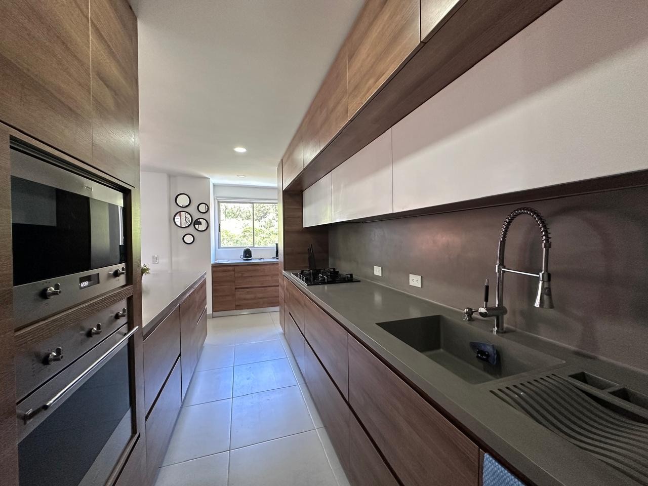 Apartamento en venta en El Poblado, Medellín 4