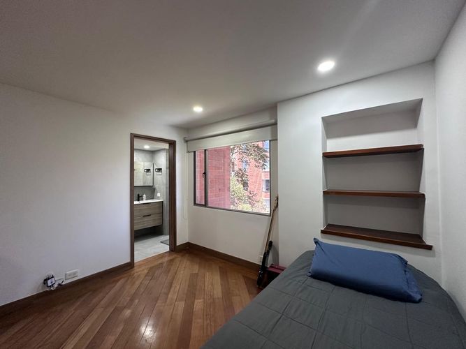 Apartamento de 3 alcobas en venta en El Poblado, Medellín, 220 m² · foto 13 de 17