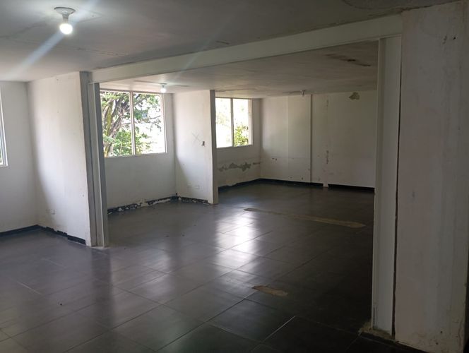 Edificio en venta en Versalles, Cali, 1100 m² · foto 10 de 21