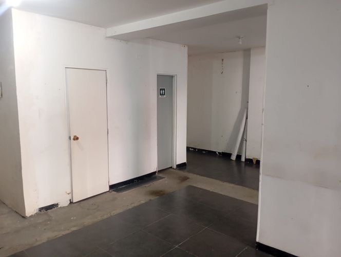 Edificio en venta en Versalles, Cali, 1100 m² · foto 18 de 21