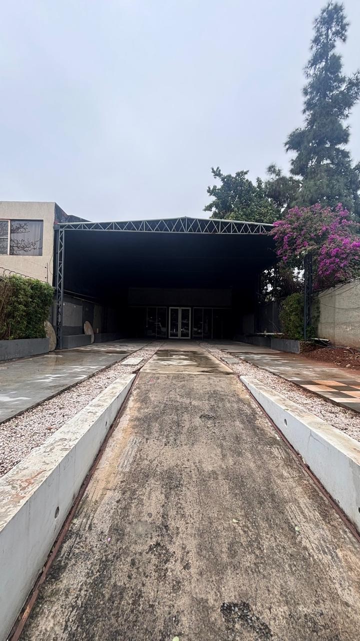 Local comercial en alquiler en Villa Morra, Asunción — foto 3