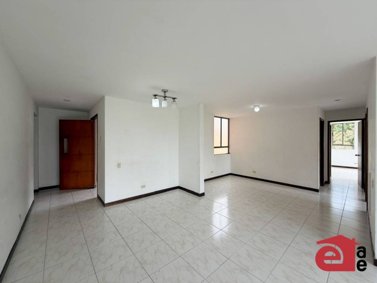 Apartamento en venta en El Poblado, Medellín 2