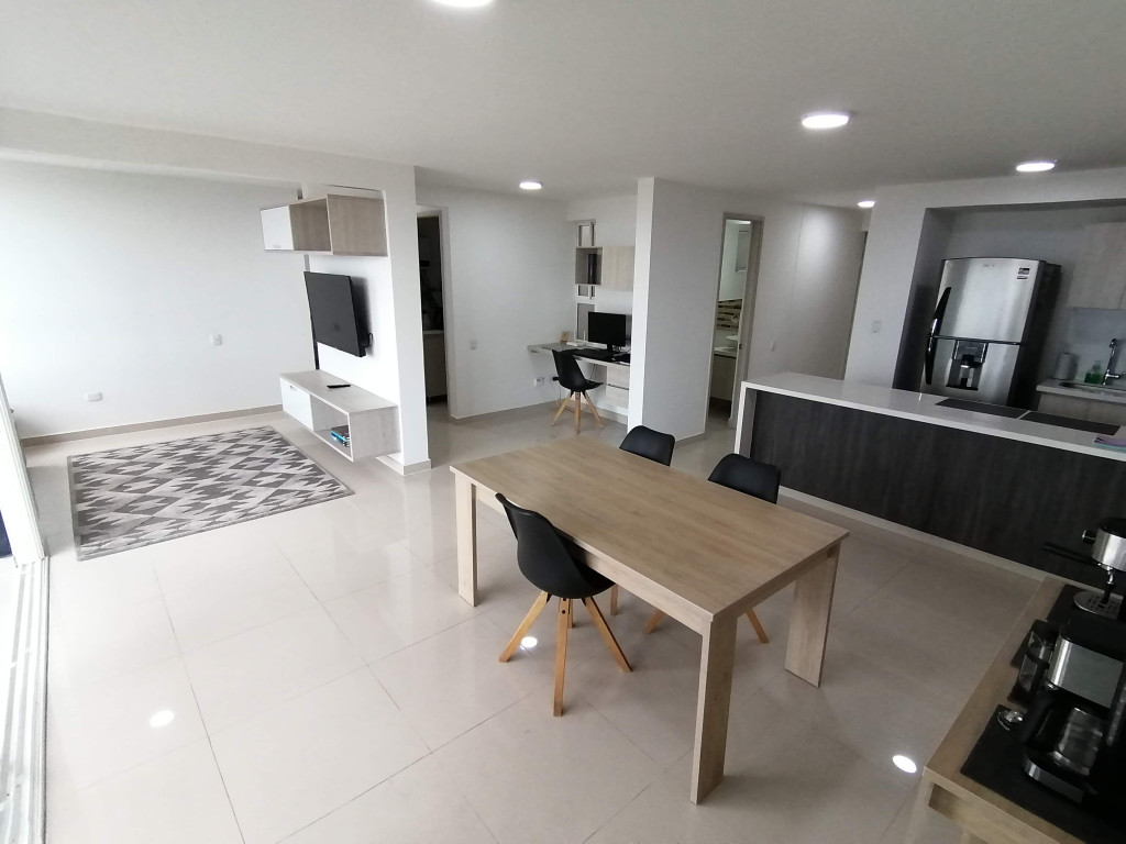 Apartamento en venta en Santa Isabel, Cali · foto 2 de 24