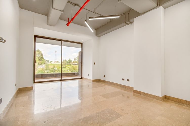 Oficina en arriendo en Las Palmas, Envigado, 65 m² · foto 2 de 10