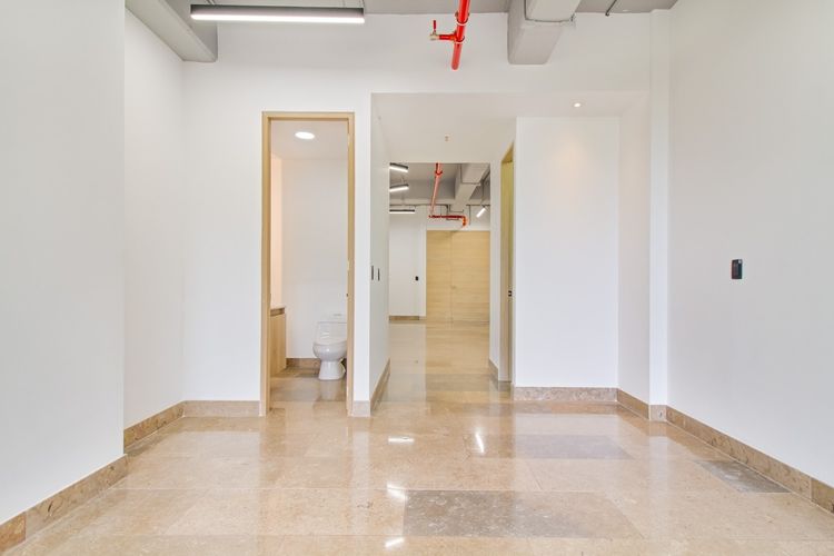 Oficina en arriendo en Las Palmas, Envigado, 65 m² · foto 3 de 10