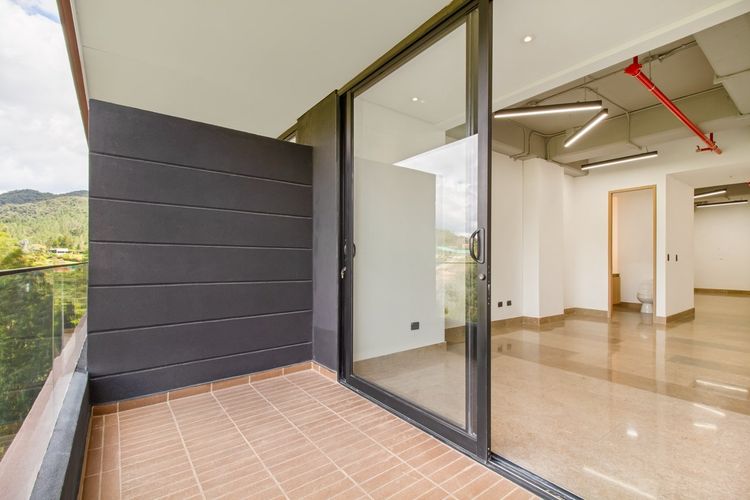 Oficina en arriendo en Las Palmas, Envigado, 65 m² · foto 9 de 10
