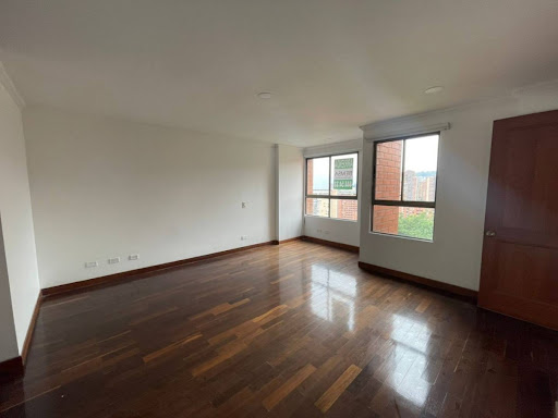 Apartamento en arriendo en El Tesoro, Medellín · foto 21 de 24