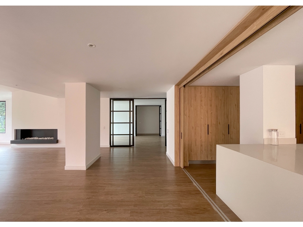 Apartamento en venta en Chico Norte, Bogotá · foto 2 de 23