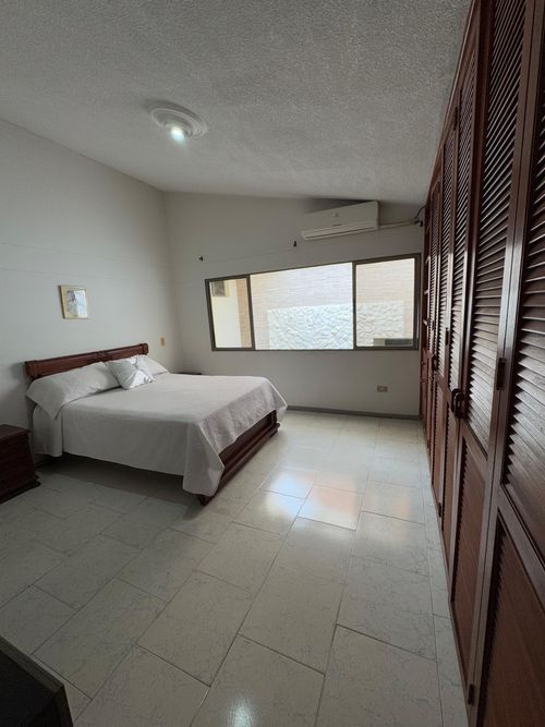 Casa de 4 alcobas en venta en Altos De Guadalupe, Cali, 171 m² · foto 11 de 15