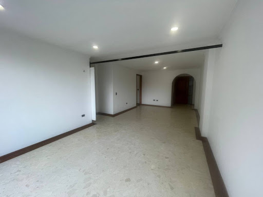 Apartamento en arriendo en Castropol, Medellín · foto 5 de 20