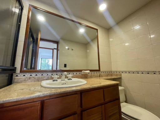 Apartamento en arriendo en Castropol, Medellín · foto 9 de 20
