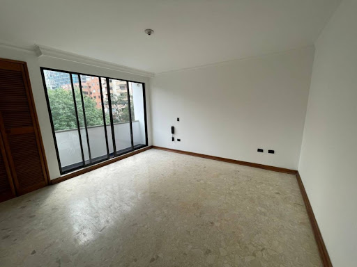 Apartamento en arriendo en Castropol, Medellín · foto 14 de 20