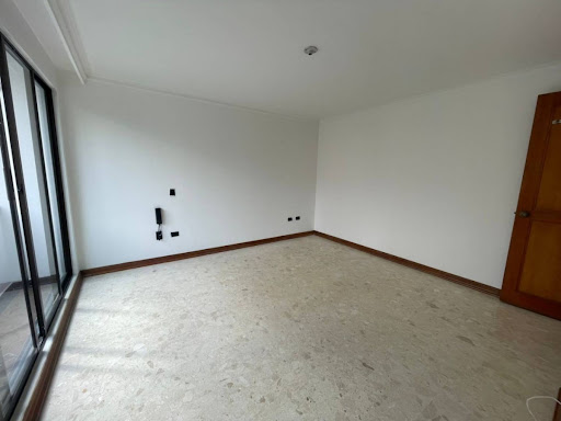 Apartamento en arriendo en Castropol, Medellín · foto 19 de 20