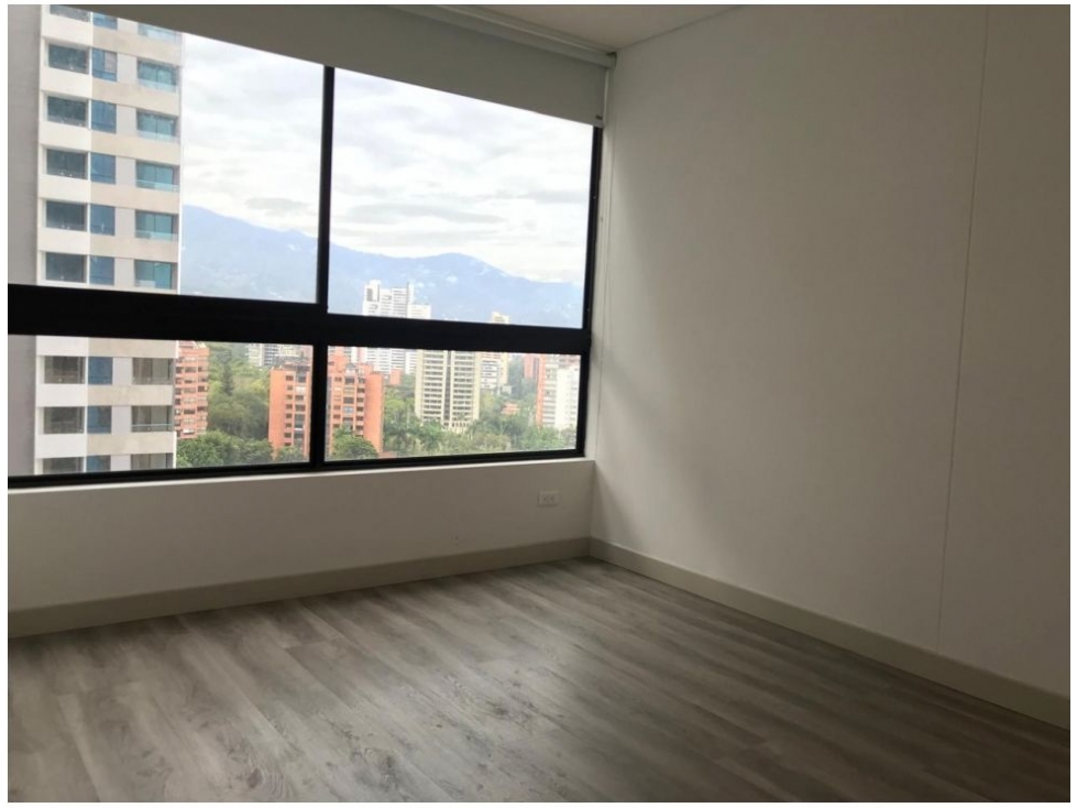 Apartamento en venta en El Poblado, Medellín 5