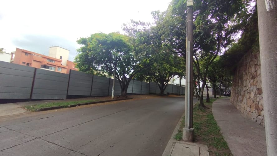 Lote en venta en Santa Monica, Cali · foto 3 de 6