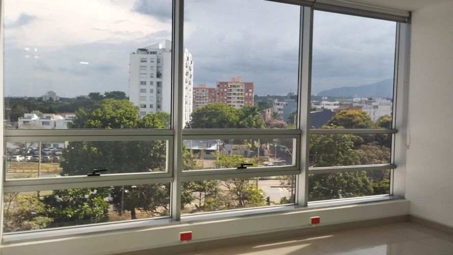 Oficina en venta en San Joaquin, Cali, 97 m² · foto 14 de 15