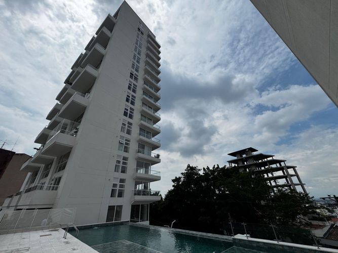 Apartamento de 3 alcobas en venta en Santa Monica, Cali, 204 m² · foto 2 de 22