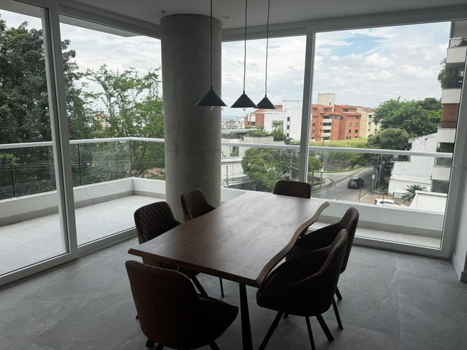 Apartamento de 3 alcobas en venta en Santa Monica, Cali, 204 m² · foto 4 de 22