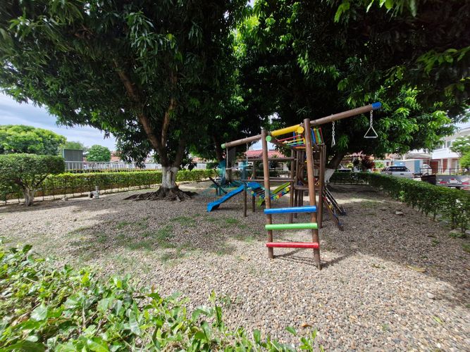 Casa de 3 alcobas en venta en Ub. Los Guaduales, Girardot, 94 m² · foto 19 de 21