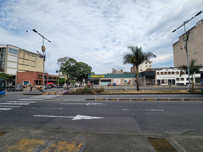 Local en venta en Versalles, Cali, 237 m² · foto 15 de 16
